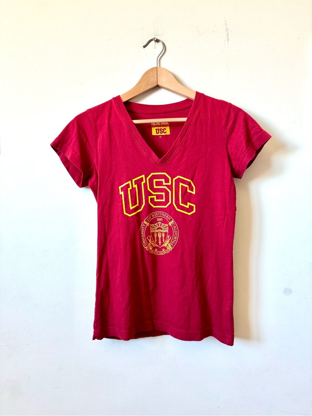 Heritage USC Women's V-Neck Tee in Cardinal Red with Yellow Print Sz M